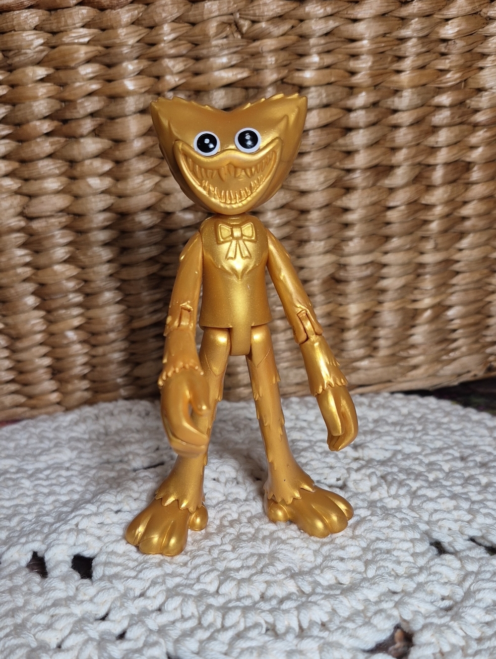 Poppy Playtime • Series 2 • Gold Huggy Wuggy Action Figure by PhatMojo
